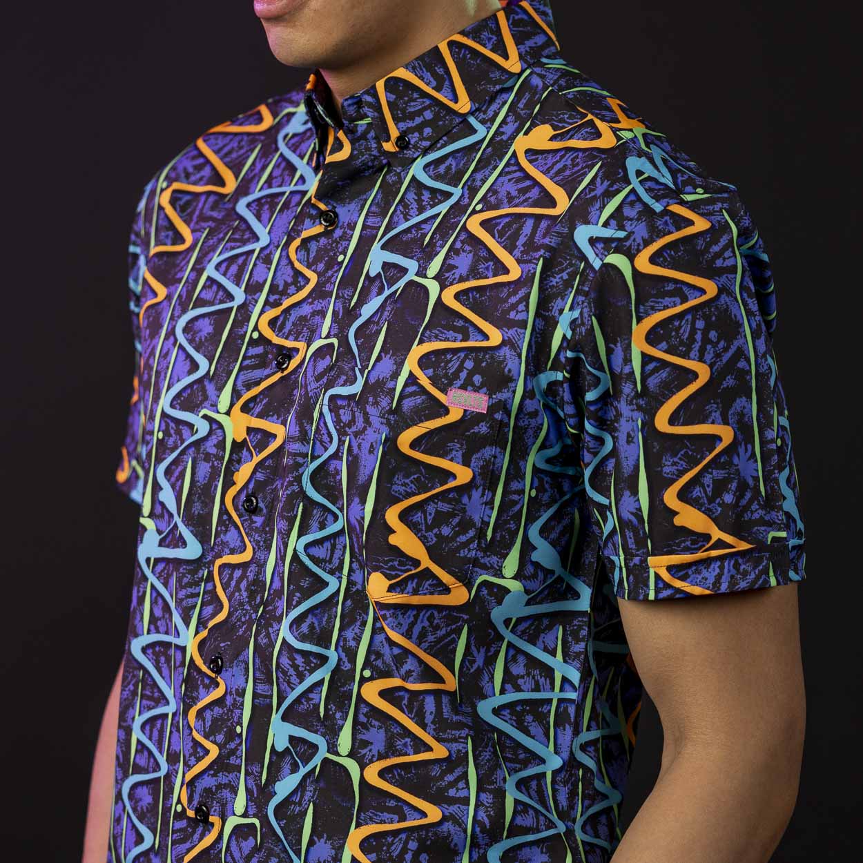 ‘90s Retro "Retro Squigglies" – KUNUFLEX Short Sleeve Shirt - Image 4