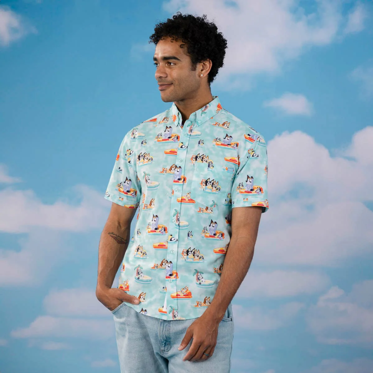 Bluey "Everybody in the Pool" – KUNUFLEX Short Sleeve Shirt - Image 3