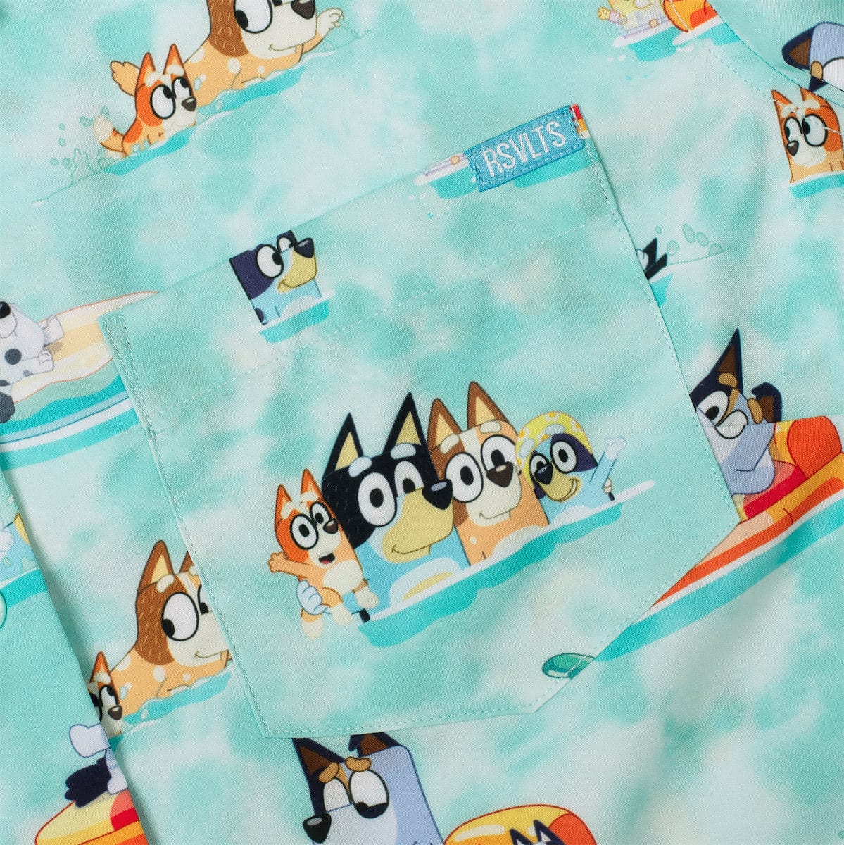 Bluey "Everybody in the Pool" – Women's KUNUFLEX Short Sleeve Shirt - Image 4