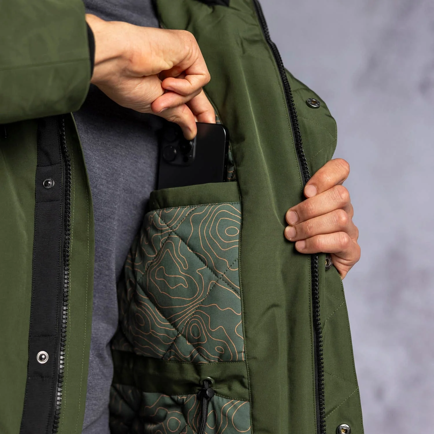 Parka "Olive" – RSVLTS Reserve - Image 5