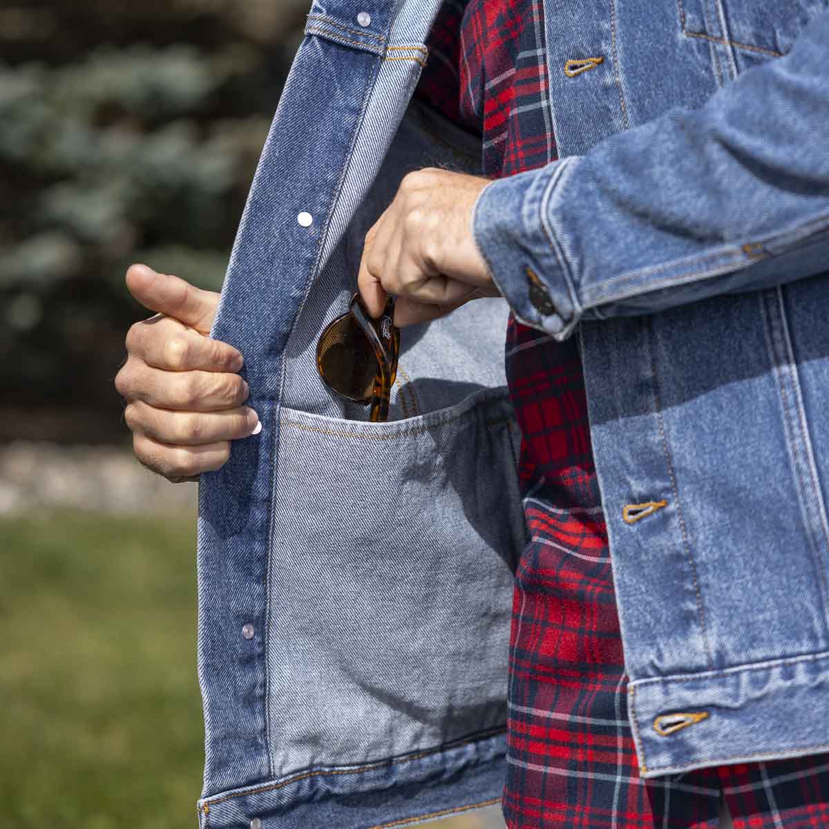 Denim Dan – Classic Denim Jacket - Image 6