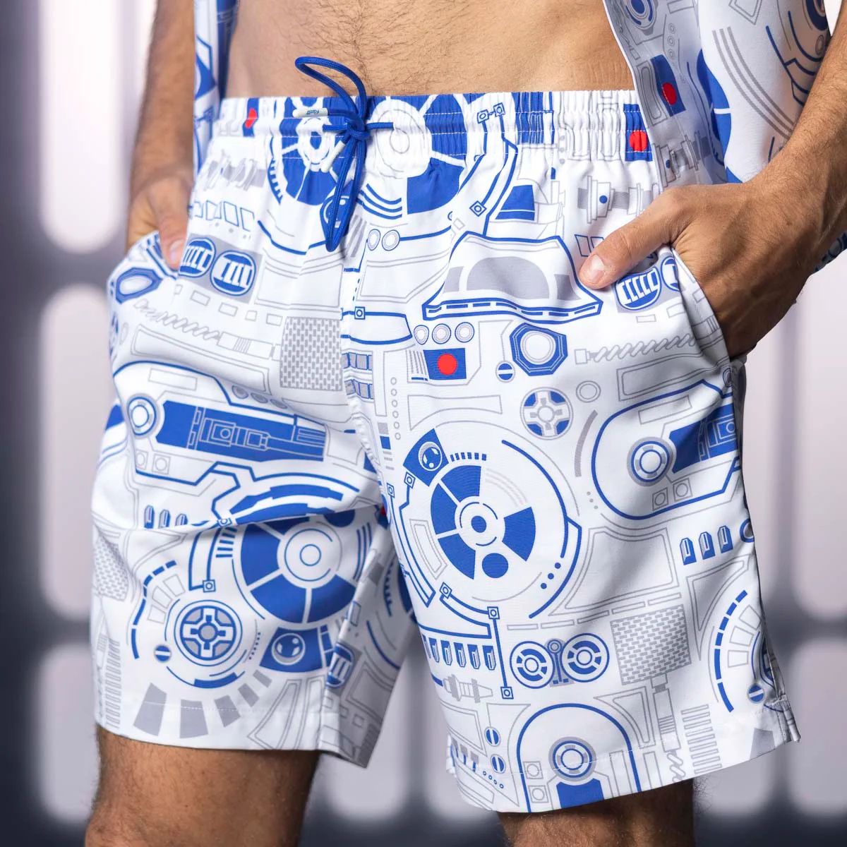 Star Wars™ "R2 Deconstructed" – Hybrid Shorts - Image 2