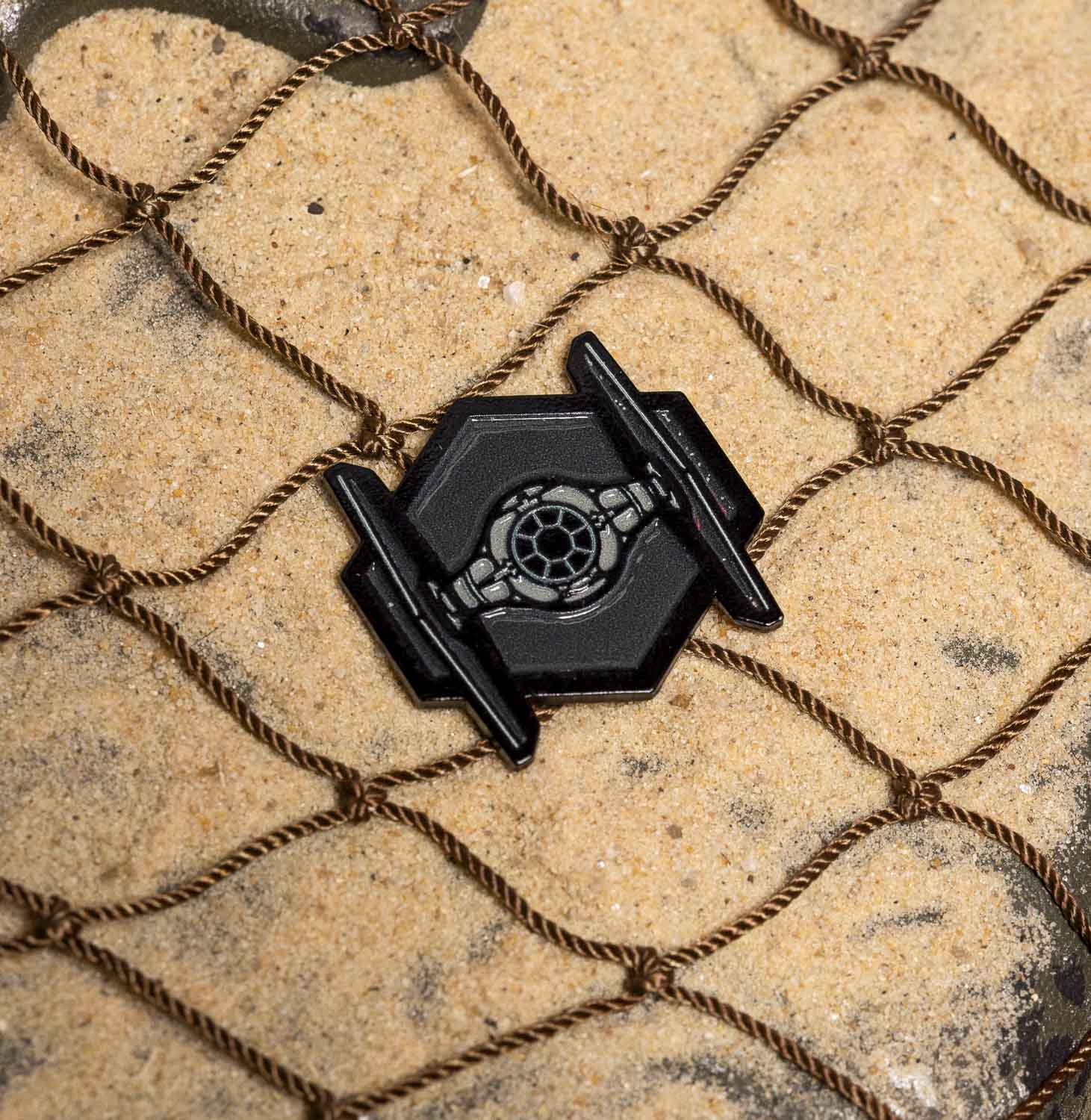 Star Wars™ "TIE Fighter" – Ball Marker - Image 2
