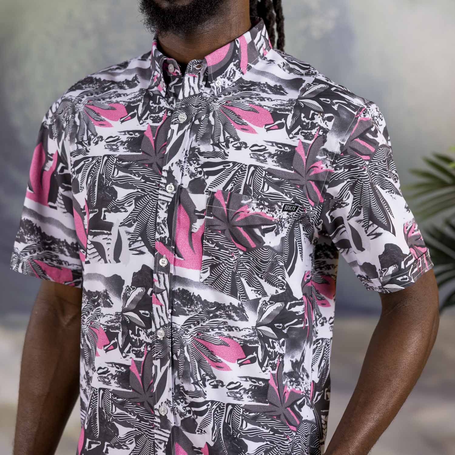 Totally Glitchin' – KUNUFLEX Short Sleeve Shirt