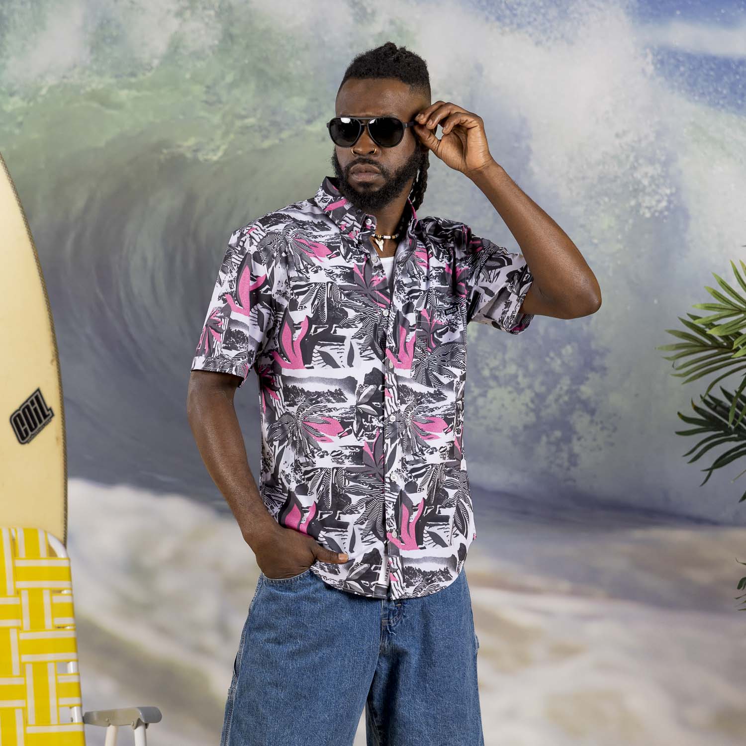 Totally Glitchin' – KUNUFLEX Short Sleeve Shirt - Image 3