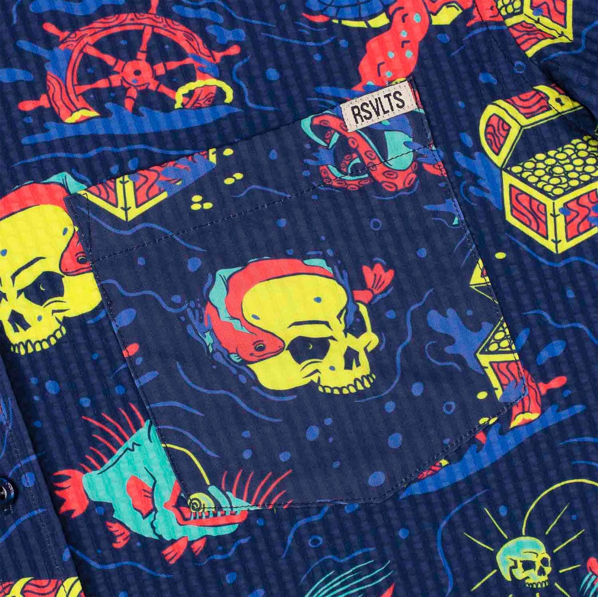What Lies Beneath – Stretch Seersucker Short Sleeve Shirt - Image 4